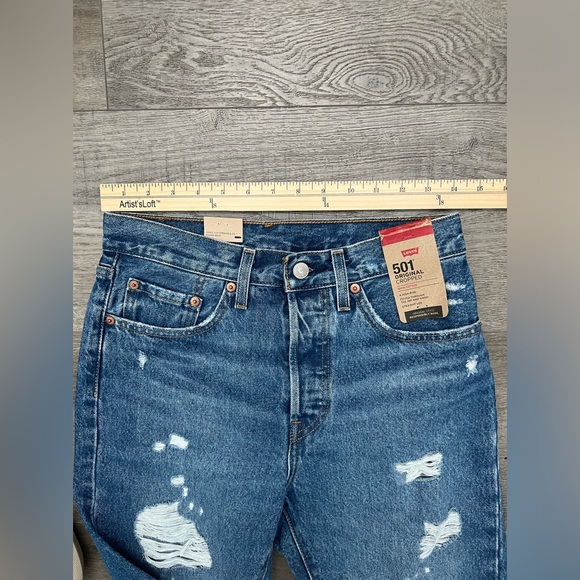 Levi’s 501 Original Cropped Women’s Jeans | High Rise | Color: Blue |Size: 26x26 - Picture 12 of 14